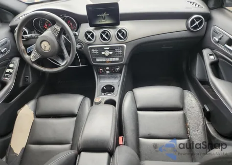 2018 Mercedes-Benz Gla 250 z USA, uszkodzony, nr VIN WDCTG4EB2JJ394133